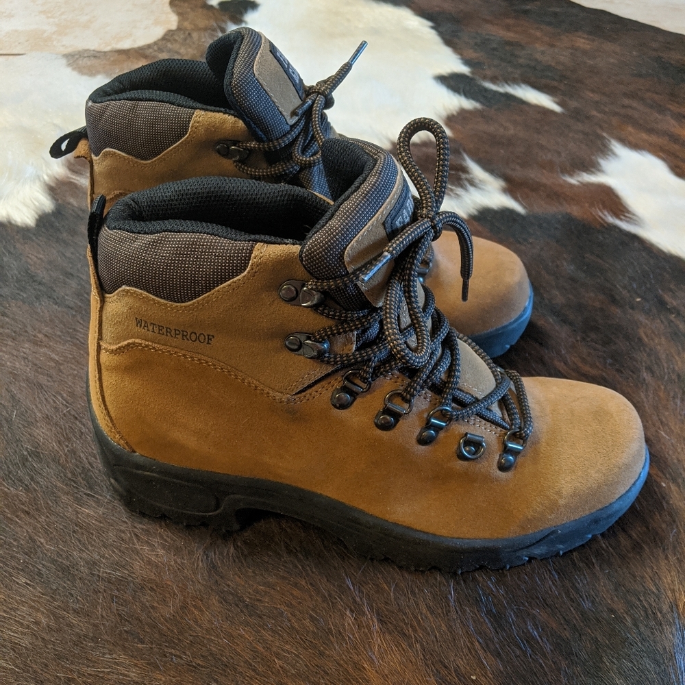 Faded Glory waterproof boots